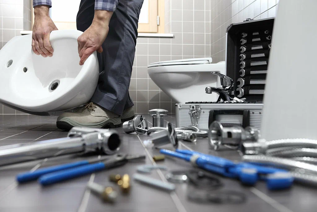 Plumbing tools prepared for a bathroom repair in Punta Gorda